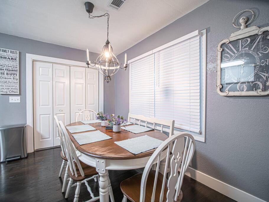 Homey Bungalow Convenient To Marietta And I-75! Εξωτερικό φωτογραφία